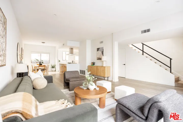 1823 N Fuller Avenue 4, Los Angeles, California 90046