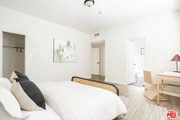 1823 N Fuller Avenue 4, Los Angeles, California 90046