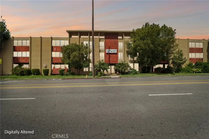 6225 Coldwater Canyon Avenue 102, North Hollywood, California 91606