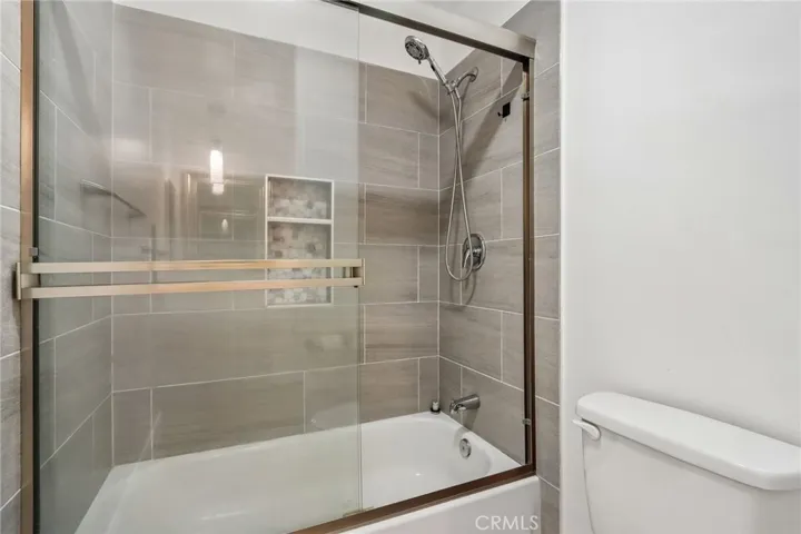 6225 Coldwater Canyon Avenue 102, North Hollywood, California 91606
