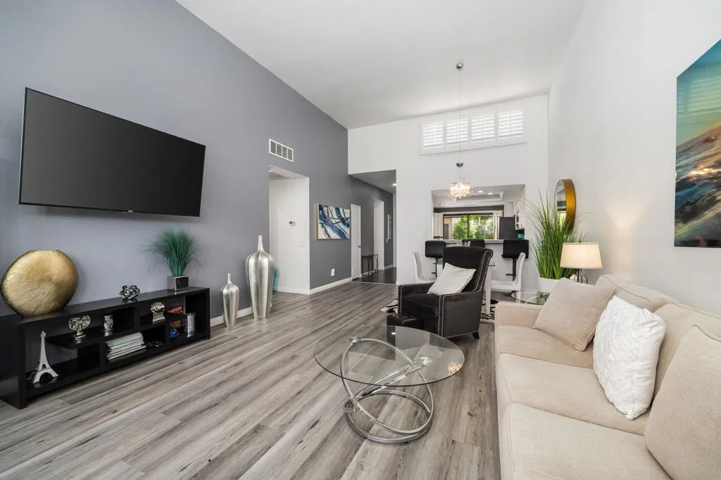 38-web-or-mls-TJOakHill_OPMG_0326_038