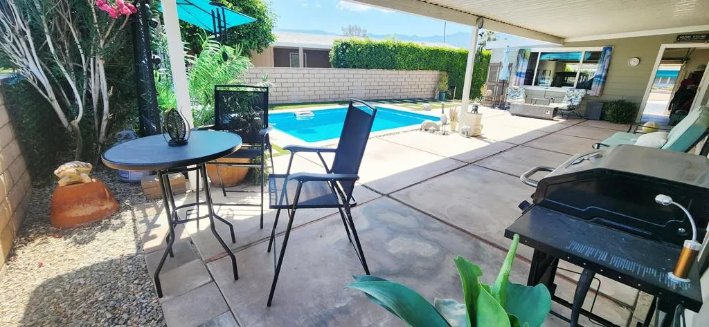 Spacious Patio