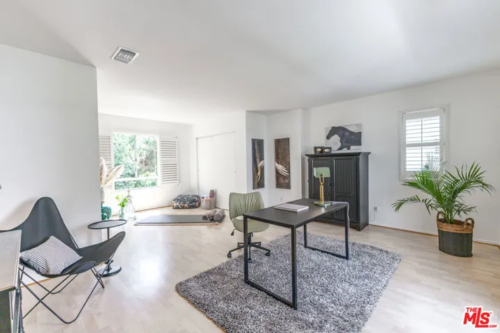 2348 Ewing Street, Los Angeles, California 90039