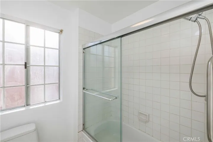 Primary bath WC