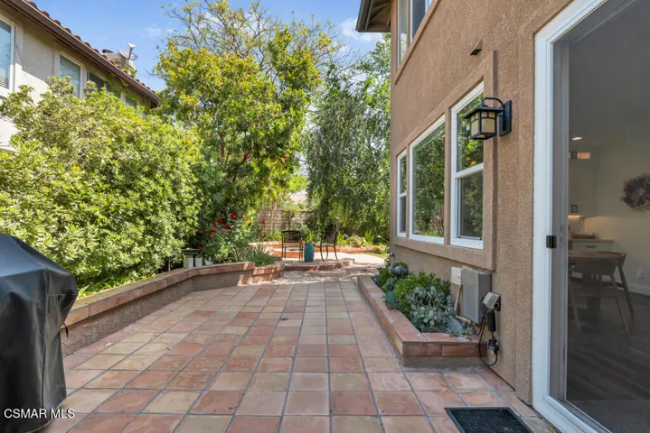 3649 El Encanto Dr- HsHProd-38