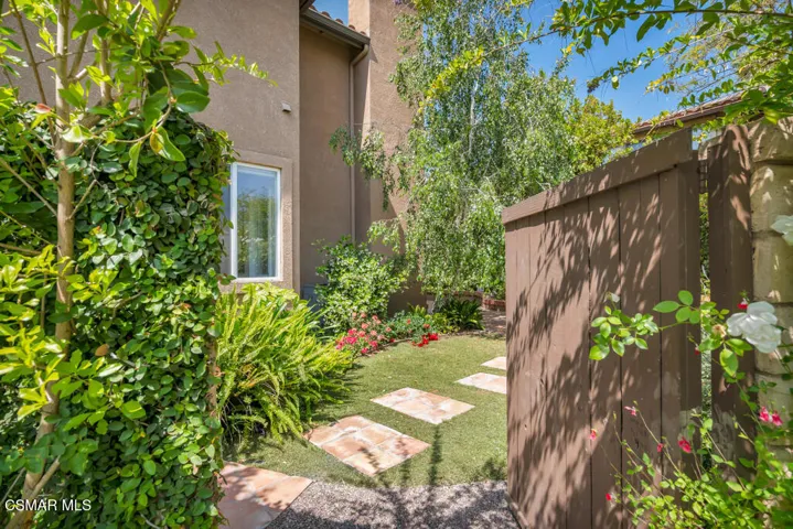 3649 El Encanto Dr- HsHProd-44