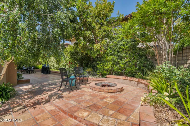 3649 El Encanto Dr- HsHProd-42