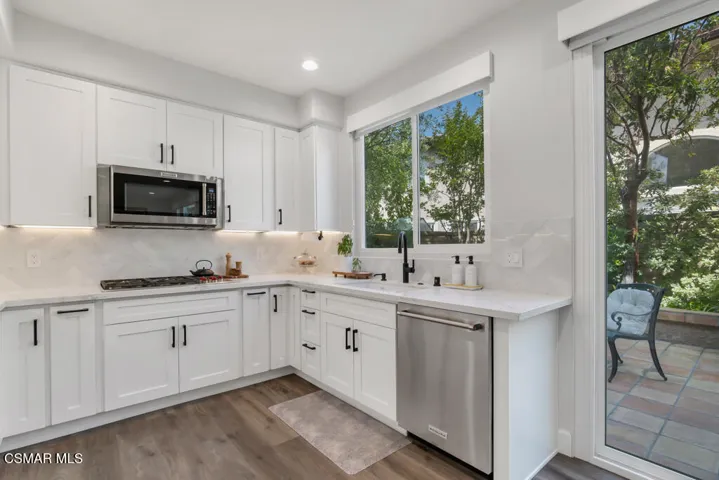 3649 El Encanto Dr- HsHProd-19