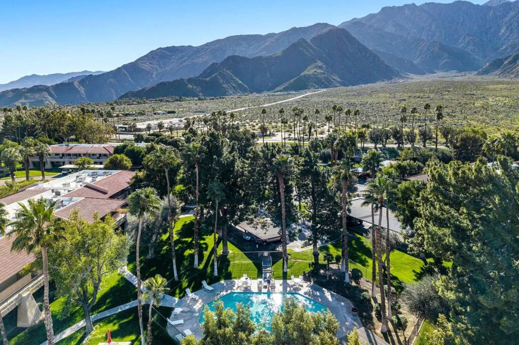 675 N Los Felices Circle W 204, Palm Springs, California 92262 — photo 4
