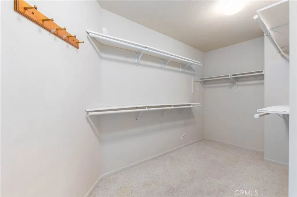 MBR Huge walk in closet