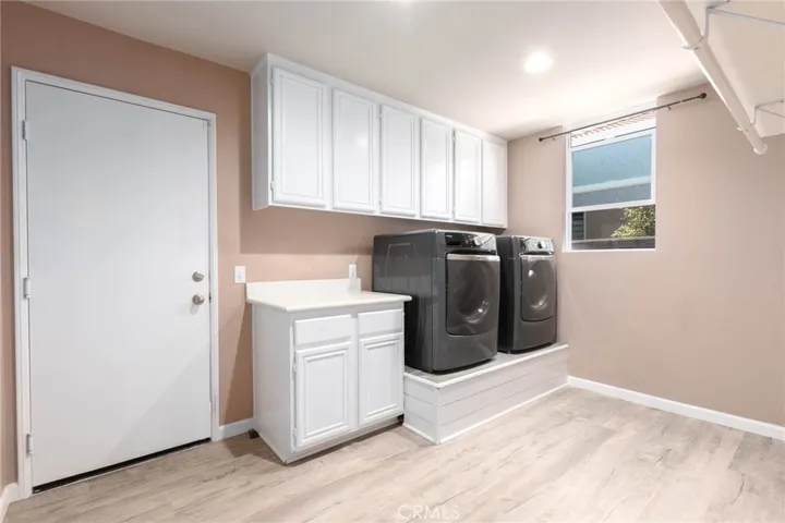 Huge Laundry Room with Washer/Dryer