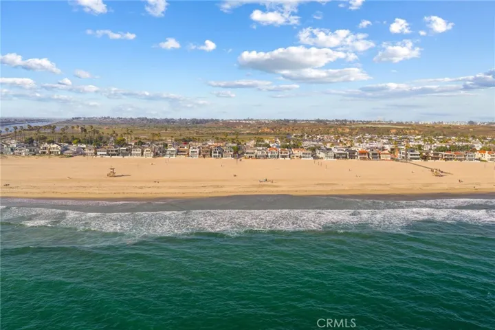 6910 W Oceanfront, Newport Beach, California 92663