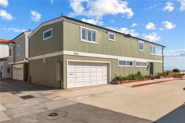 6910 W Oceanfront, Newport Beach, California 92663
