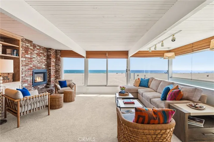 6910 W Oceanfront, Newport Beach, California 92663