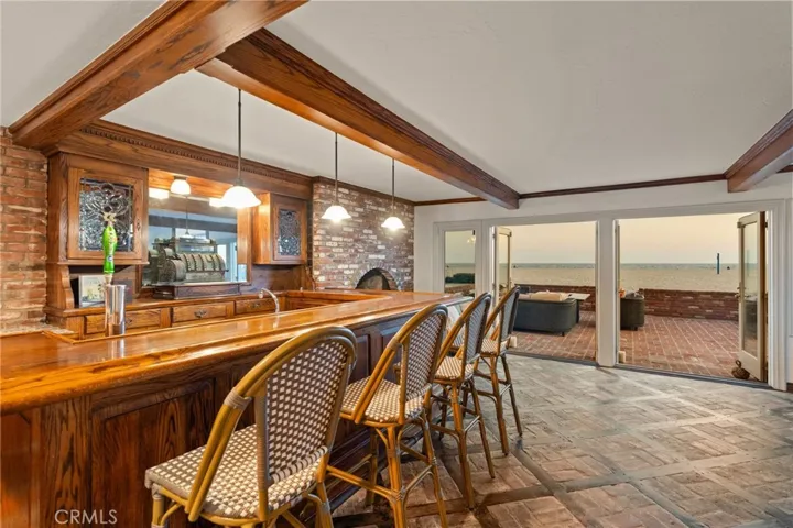 6910 W Oceanfront, Newport Beach, California 92663