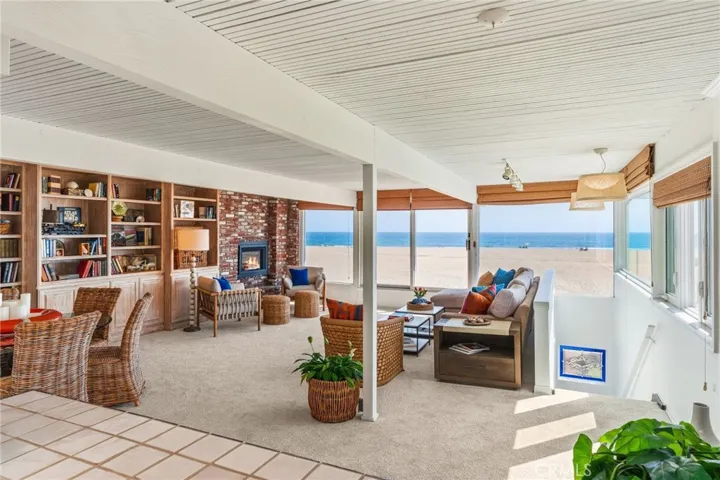 6910 W Oceanfront, Newport Beach, California 92663