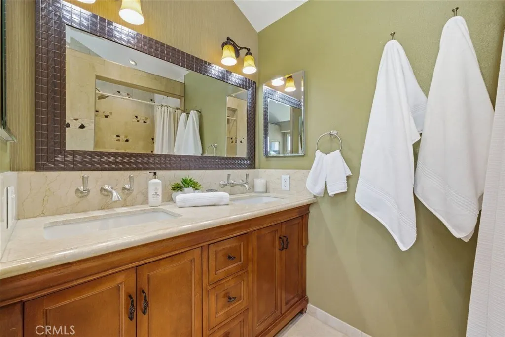 Primary Suite Dual Vanity