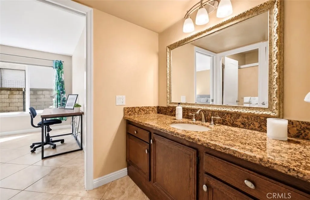 1st Floor Bathroom
