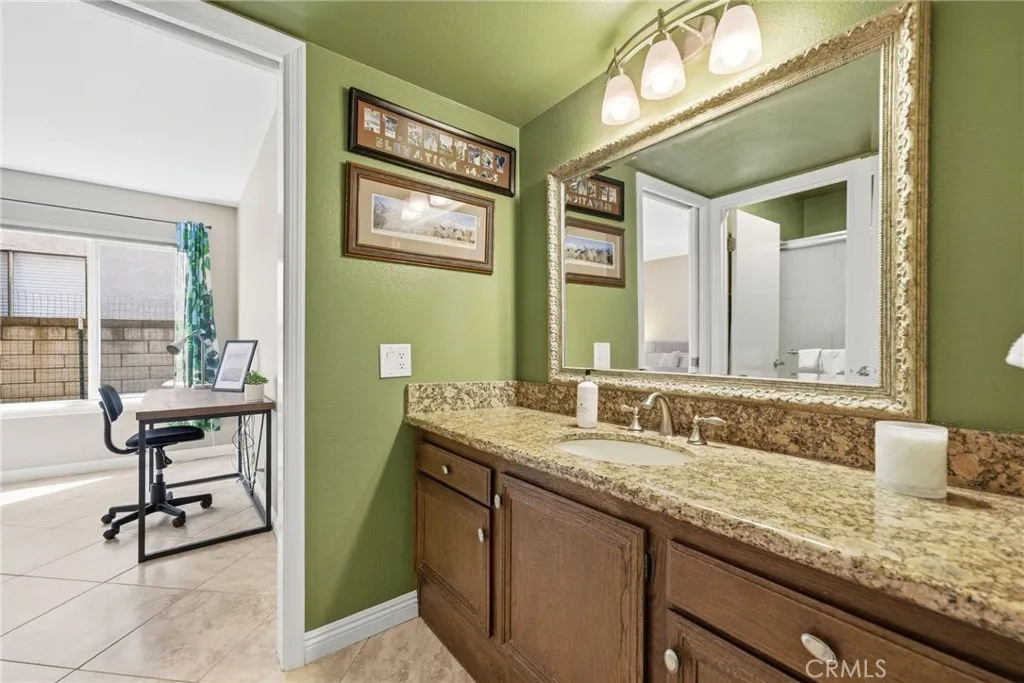1st Floor Bathroom