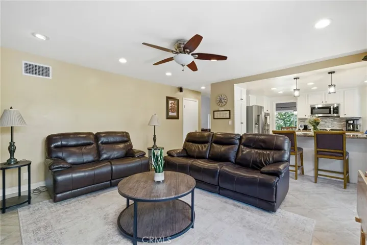 22191 Crane, Lake Forest, California 92630
