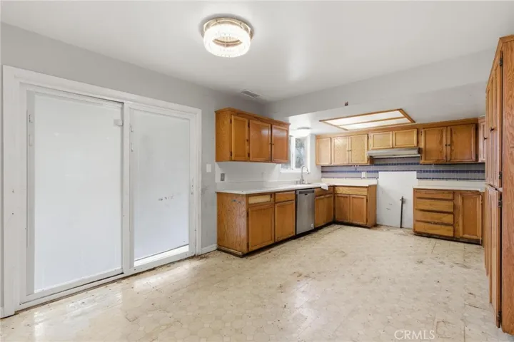 716 Aspen Drive, Yuba City, California 95991