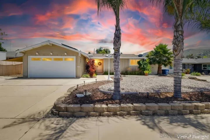 https://zimg.paragon.ice.com/ParagonImages/Property/PA/SDMLS/260010716/26/120/90/292dbe176118875f5243588e40da2c86/3/7861ed926b6d399646832c42bfec7ae7/260010716-ae4574d0-97a2-4205-abe4-ed6dd7faef1c.JPG