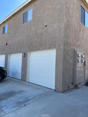 13757 Greenwood Place 2, Victorville, California 92395