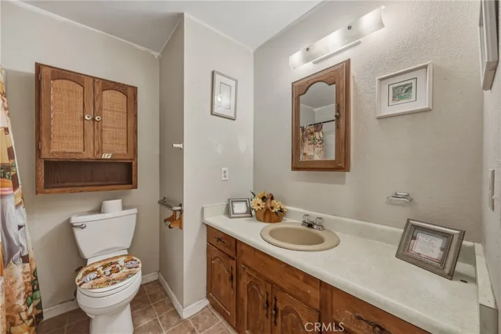 Main Bathroom