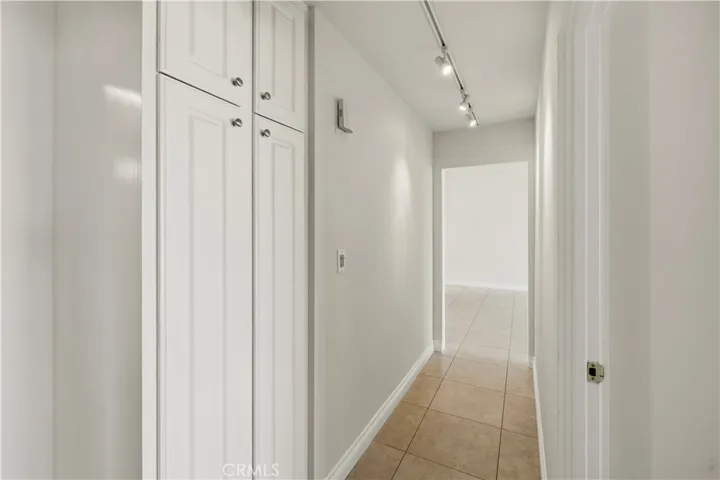 240 Moss Street 8, Laguna Beach, California 92651