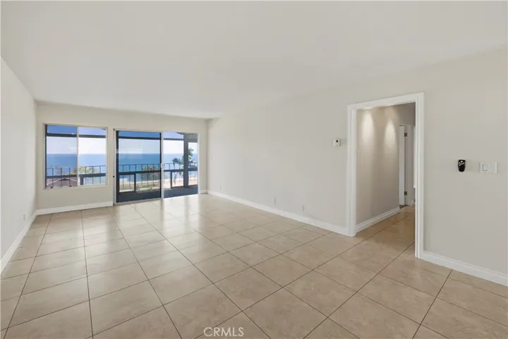 240 Moss Street 8, Laguna Beach, California 92651