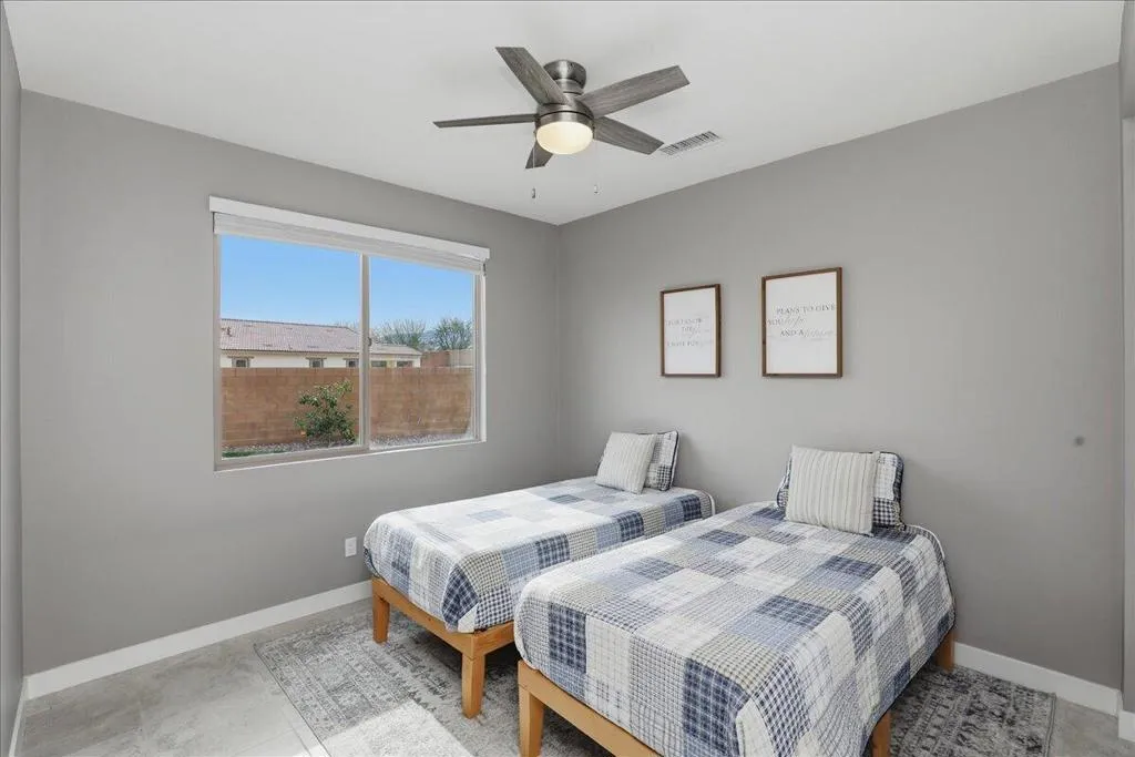25-Bedroom
