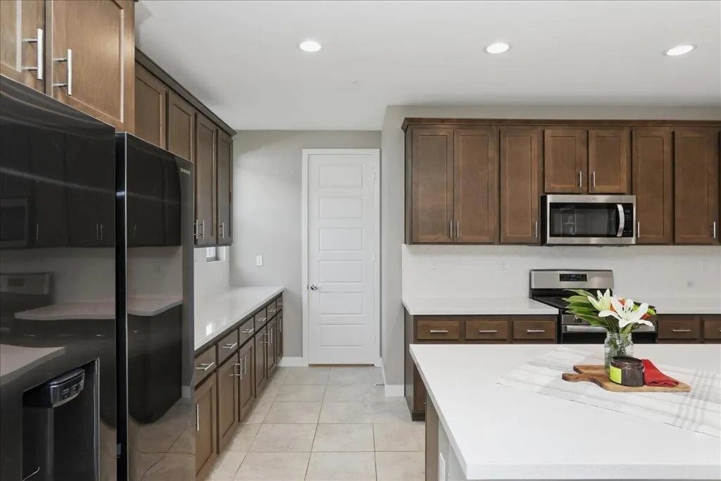18-Kitchen