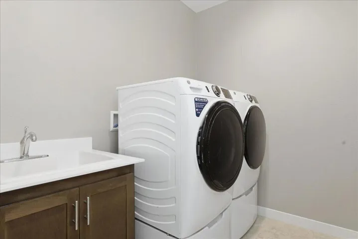 21-Laundry