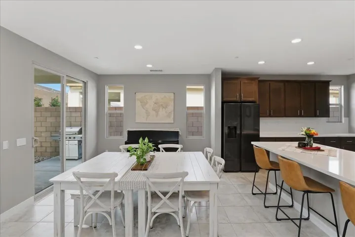 14-Kitchen and Dining