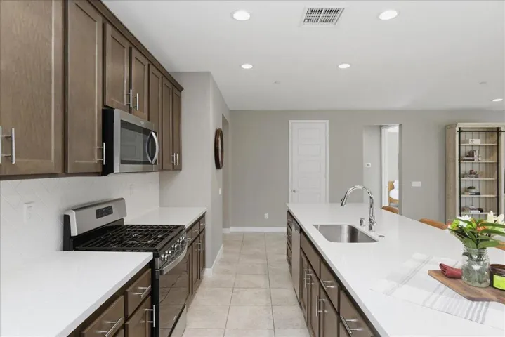 19-Kitchen