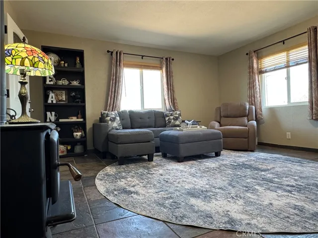1040 Jackalope Avenue, Joshua Tree, California 92252