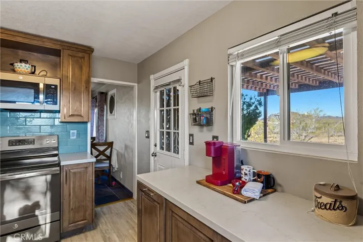 1040 Jackalope Avenue, Joshua Tree, California 92252