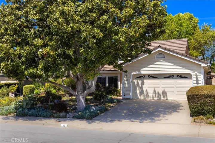 32 Las Praderas, San Luis Obispo, California 93401