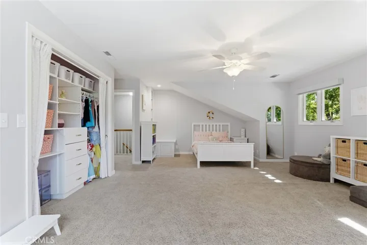 Upstairs Bedroom 2