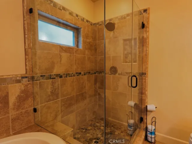 756 Brentwood, Lake Arrowhead, California 92352