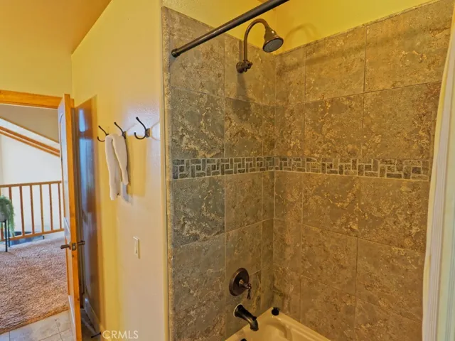 756 Brentwood, Lake Arrowhead, California 92352