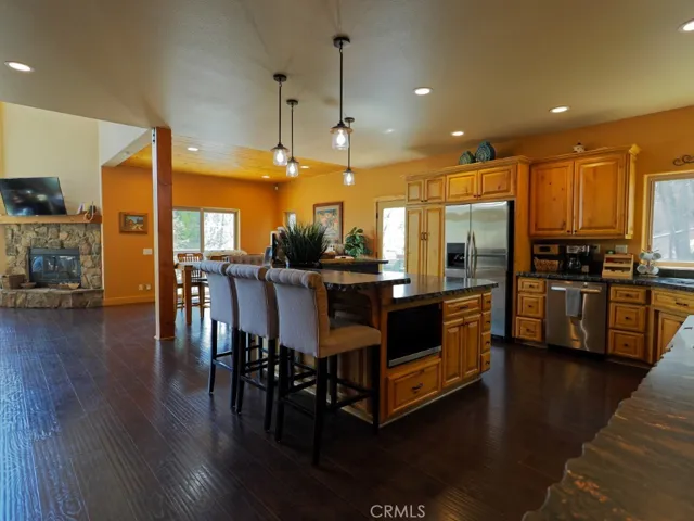 756 Brentwood, Lake Arrowhead, California 92352
