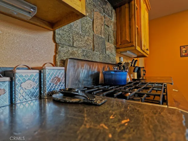 756 Brentwood, Lake Arrowhead, California 92352