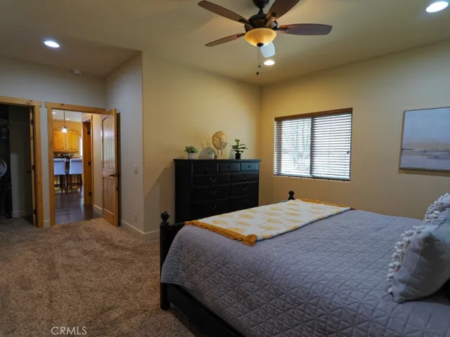 756 Brentwood, Lake Arrowhead, California 92352
