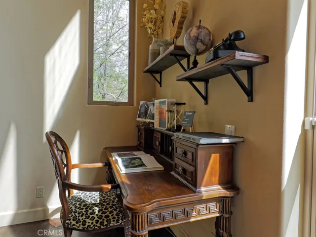 756 Brentwood, Lake Arrowhead, California 92352