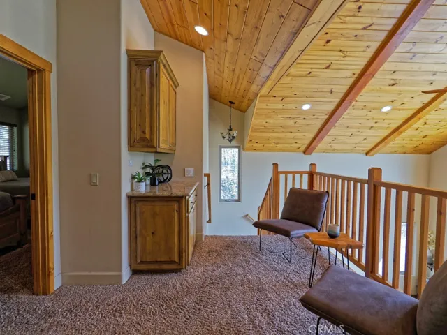 756 Brentwood, Lake Arrowhead, California 92352