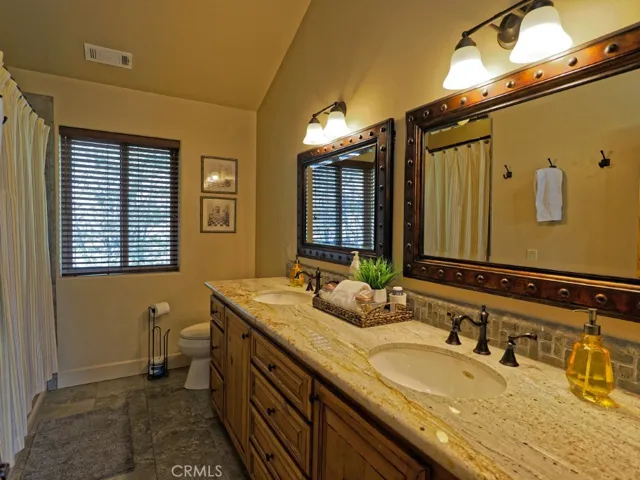 756 Brentwood, Lake Arrowhead, California 92352