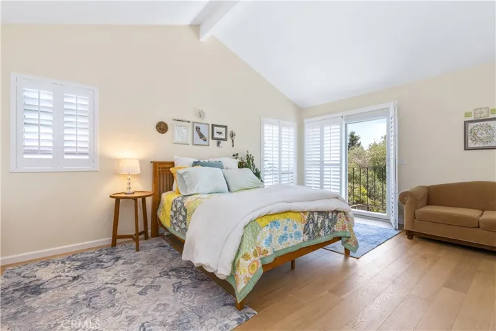 1237 Vista Del Lago, San Luis Obispo, California 93405