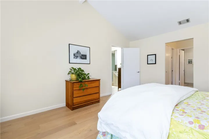 1237 Vista Del Lago, San Luis Obispo, California 93405