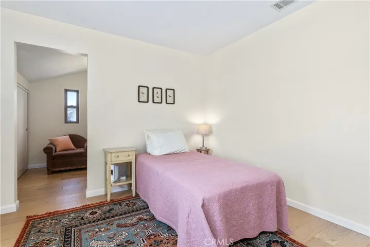 1237 Vista Del Lago, San Luis Obispo, California 93405